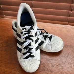 Superstar adidas Sneaker Athletic Shoe - White / Black Size 6.5